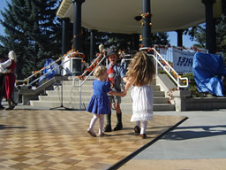 Kids Dancing