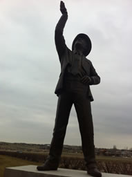 WD Farr statue
